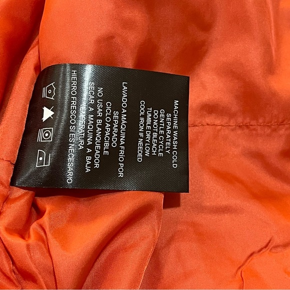 Men’s HAWKE & CO Orange Zip Up Dynamic Sport Vest - Picture 12 of 15